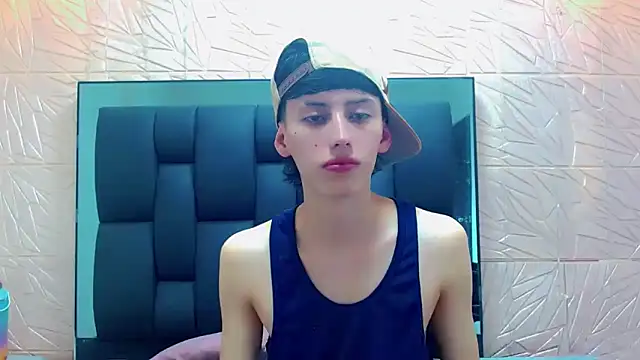 Snapshot of thaigo_twink38 chatting on November 29, 2025, 5:40 am thaigo twink38 online show from November 29, 2025, 5:40 am