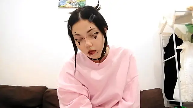 Beeping Creature online show from October 9, 2025, 5:46 pm