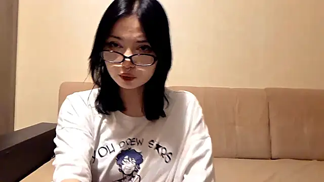 Beeping Creature online show from March 26, 2026, 3:21 pm