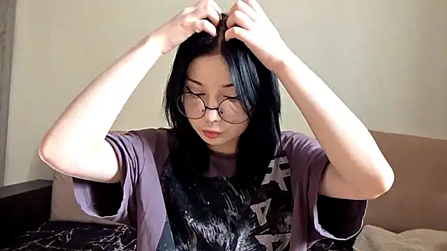 Beeping Creature online show from April 5, 2026, 8:43 am