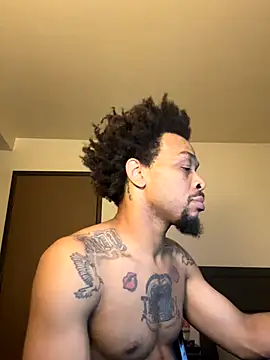 thefreakscomeoutatnight online show from November 2, 2025, 10:20 am