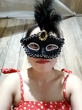 Snapshot of Tuyet_xx chatting on September 30, 2025, 3:34 am Tuyet xx online show from September 30, 2025, 3:34 am