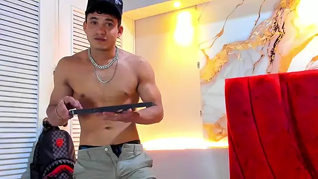 daniscot online show from November 17, 2025, 3:54 am