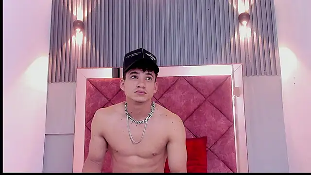 daniscot online show from November 12, 2025, 11:19 pm