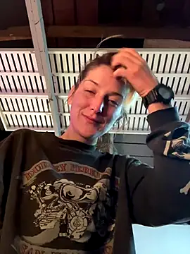 silentasachurchmouse online show from December 14, 2025, 7:52 pm