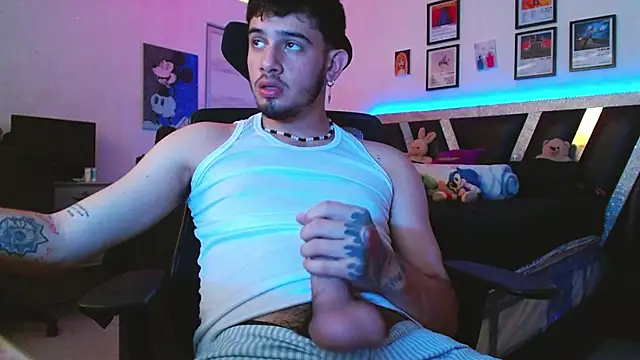 Sebasxxl12 online show from March 18, 2026, 4:41 pm