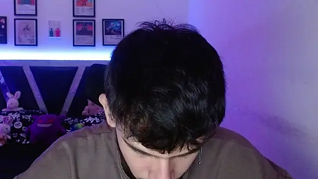 Snapshot of Sebasxxl12 chatting on October 11, 2025, 1:45 pm Sebasxxl12 online show from October 11, 2025, 1:45 pm