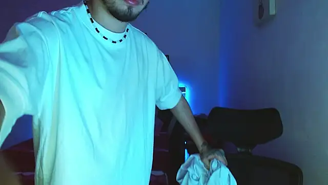 Sebasxxl12 online show from March 27, 2026, 1:36 am