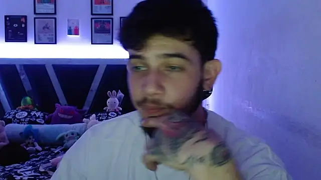 Snapshot of Sebasxxl12 chatting on September 30, 2025, 8:48 pm Sebasxxl12 online show from September 30, 2025, 8:48 pm