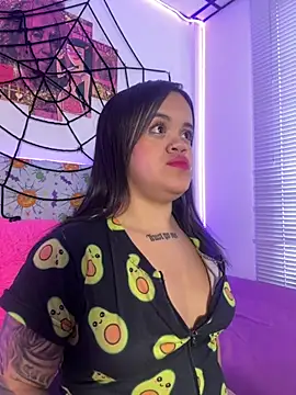 Snapshot of Sussyroxxx chatting on October 20, 2025, 8:31 pm Sussyroxxx online show from October 20, 2025, 8:31 pm