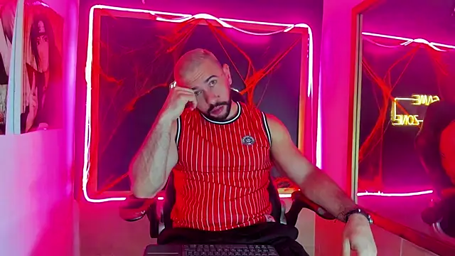 Snapshot of isaac_franko chatting on October 29, 2025, 12:48 pm isaac franko online show from October 29, 2025, 12:48 pm