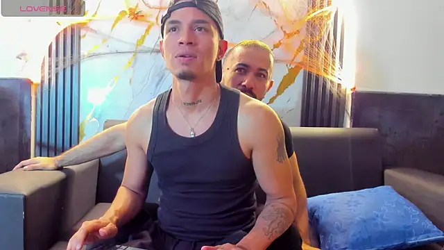 Snapshot of isaac_franko chatting on October 19, 2025, 9:39 pm isaac franko online show from October 19, 2025, 9:39 pm