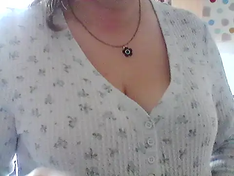 Rajl69x online show from October 2, 2025, 9:01 am