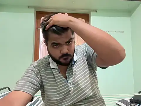 Romeo Sam2 online show from October 15, 2025, 3:49 am