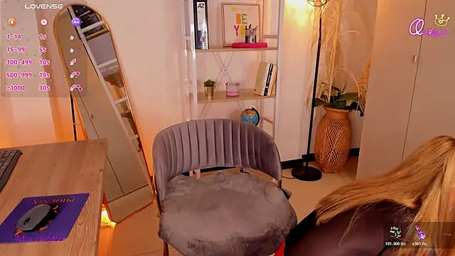 julianaarboleda online show from January 10, 2026, 12:22 pm