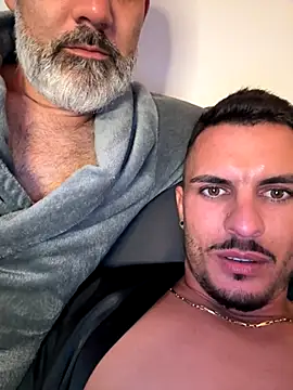 WildFlame2525 online show from October 18, 2025, 9:06 pm