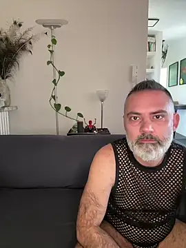 WildFlame2525 online show from December 14, 2025, 10:54 am