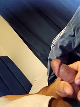 Snapshot of Hotboy-534 chatting on October 15, 2025, 5:50 am Hotboy-534 online show from October 15, 2025, 5:50 am