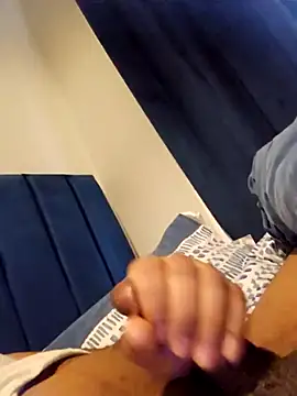 Snapshot of Hotboy-534 chatting on October 20, 2025, 11:11 am Hotboy-534 online show from October 20, 2025, 11:11 am