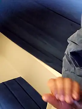 Snapshot of Hotboy-534 chatting on October 10, 2025, 12:11 am Hotboy-534 online show from October 10, 2025, 12:11 am