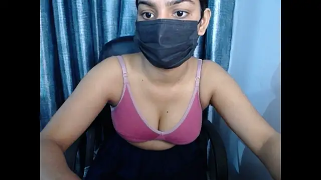 Snapshot of sexy_yuvi chatting on October 10, 2025, 5:08 am sexy yuvi online show from October 10, 2025, 5:08 am