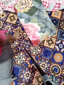 Snapshot of Your_seema_208 chatting on October 26, 2025, 4:02 am Your seema 208 online show from October 26, 2025, 4:02 am