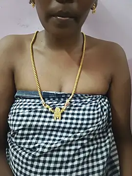 Snapshot of Tamil_Monika chatting on June 1, 2026, 11:21 am Tamil Monika online show from June 1, 2026, 11:21 am