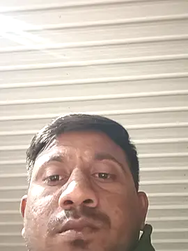 Snapshot of SlipperyRebound0 chatting on December 15, 2025, 3:07 pm SlipperyRebound0 online show from December 15, 2025, 3:07 pm