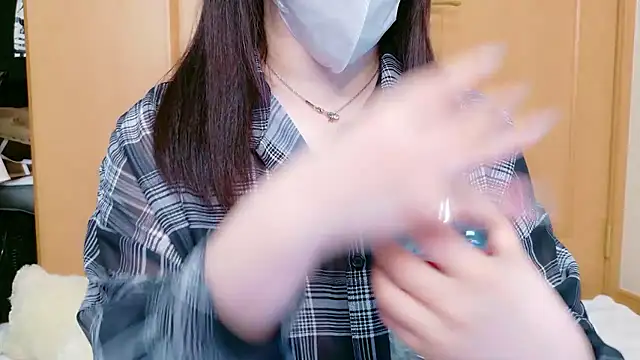 Snapshot of YUKINA_00 chatting on April 21, 2026, 3:51 pm YUKINA 00 online show from April 21, 2026, 3:51 pm