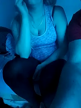 Snapshot of Doubledesire91 chatting on December 13, 2025, 11:11 pm Doubledesire91 online show from December 13, 2025, 11:11 pm