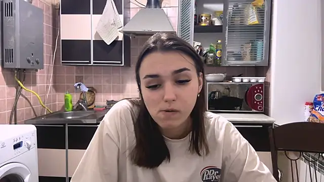 Snapshot of JaneFosterxx chatting on December 1, 2025, 3:46 pm JaneFosterxx online show from December 1, 2025, 3:46 pm