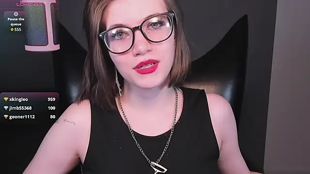 Snapshot of CathyAdams chatting on June 3, 2026, 2:33 pm CathyAdams online show from June 3, 2026, 2:33 pm