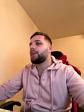 Snapshot of KingAdonisss chatting on December 22, 2025, 7:36 pm KingAdonisss online show from December 22, 2025, 7:36 pm