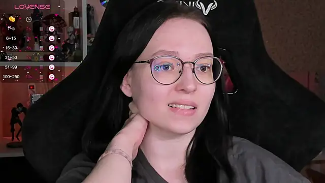 Snapshot of power_robynn chatting on March 23, 2026, 5:46 pm power robynn online show from March 23, 2026, 5:46 pm