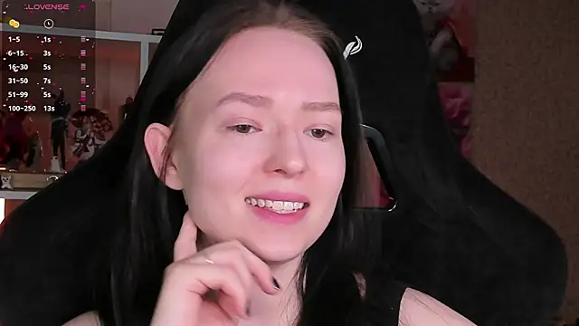 Snapshot of power_robynn chatting on April 5, 2026, 4:24 pm power robynn online show from April 5, 2026, 4:24 pm