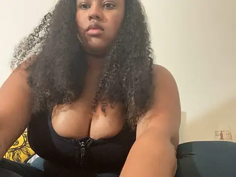 nicolette356 online show from December 22, 2025, 2:22 am