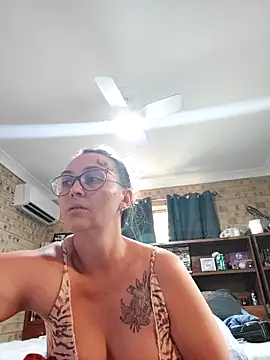 Sinful Kait XX online show from November 12, 2025, 3:43 am