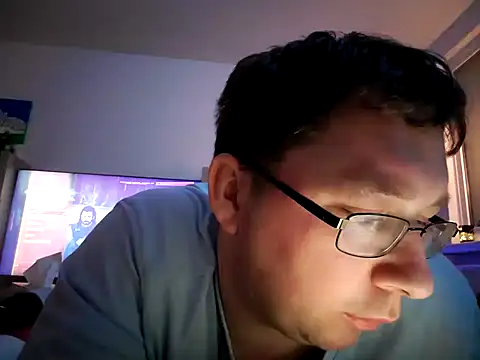 Snapshot of stivi2526 chatting on December 2, 2025, 10:44 pm stivi2526 online show from December 2, 2025, 10:44 pm