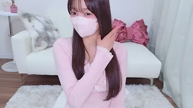 Seira  nn online show from March 6, 2026, 4:40 am