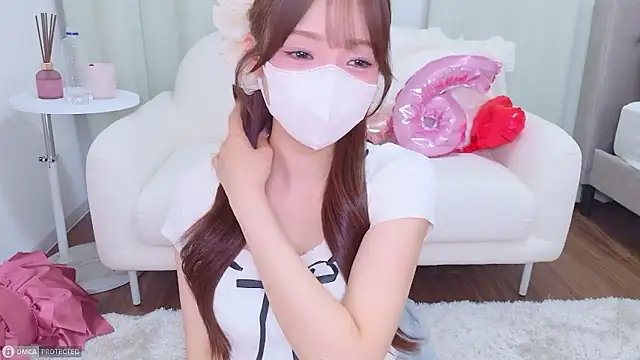 Snapshot of Seira__nn chatting on May 7, 2026, 1:25 pm Seira nn online show from May 7, 2026, 1:25 pm