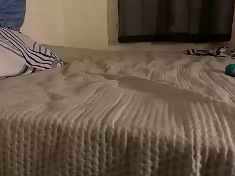 Imola29 online show from October 4, 2025, 11:39 pm