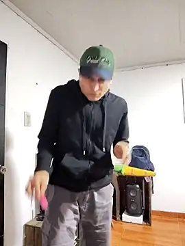 jovencolombianht online show from April 18, 2026, 9:00 am