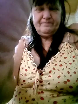 Apeesynka55211 online show from November 14, 2025, 7:23 am