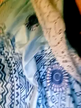 Snapshot of Apeesynka55211 chatting on March 20, 2026, 2:34 am Apeesynka55211 online show from March 20, 2026, 2:34 am