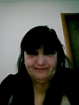 Snapshot of Apeesynka55211 chatting on February 6, 2026, 4:14 pm Apeesynka55211 online show from February 6, 2026, 4:14 pm