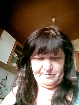 Snapshot of Apeesynka55211 chatting on April 14, 2026, 4:39 am Apeesynka55211 online show from April 14, 2026, 4:39 am