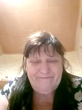 Apeesynka55211 online show from November 17, 2025, 10:36 pm