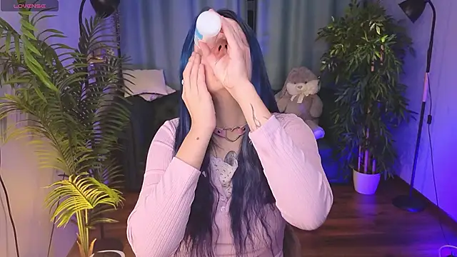 kitten murray  online show from February 17, 2026, 5:38 am