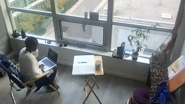 Snapshot of tia___fox chatting on October 29, 2025, 8:19 pm tia   fox online show from October 29, 2025, 8:19 pm