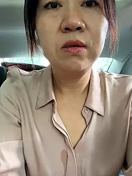 Snapshot of siru-love chatting on October 13, 2025, 6:59 am siru-love online show from October 13, 2025, 6:59 am